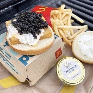 Meet your Posher, Adam